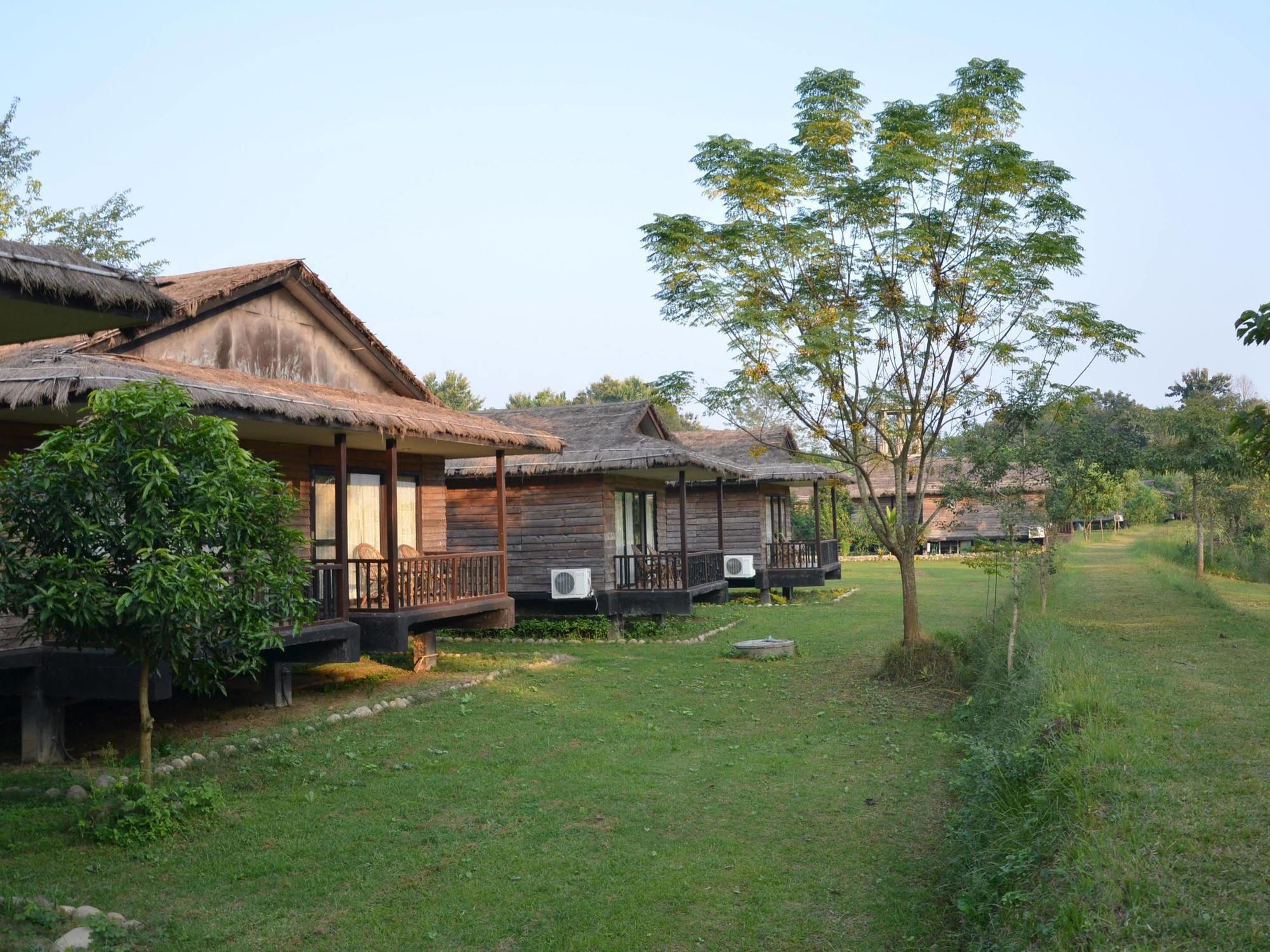 Tigerland Safari - A Lemon Tree Resort, Chitwan, Nepal Patlahara Exterior foto